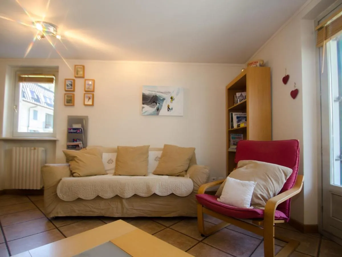 Lägenhet Appartement Calme Au Centre Avec Terrasse, Wifi, Parking - Fr-1-343-198 Chamonix