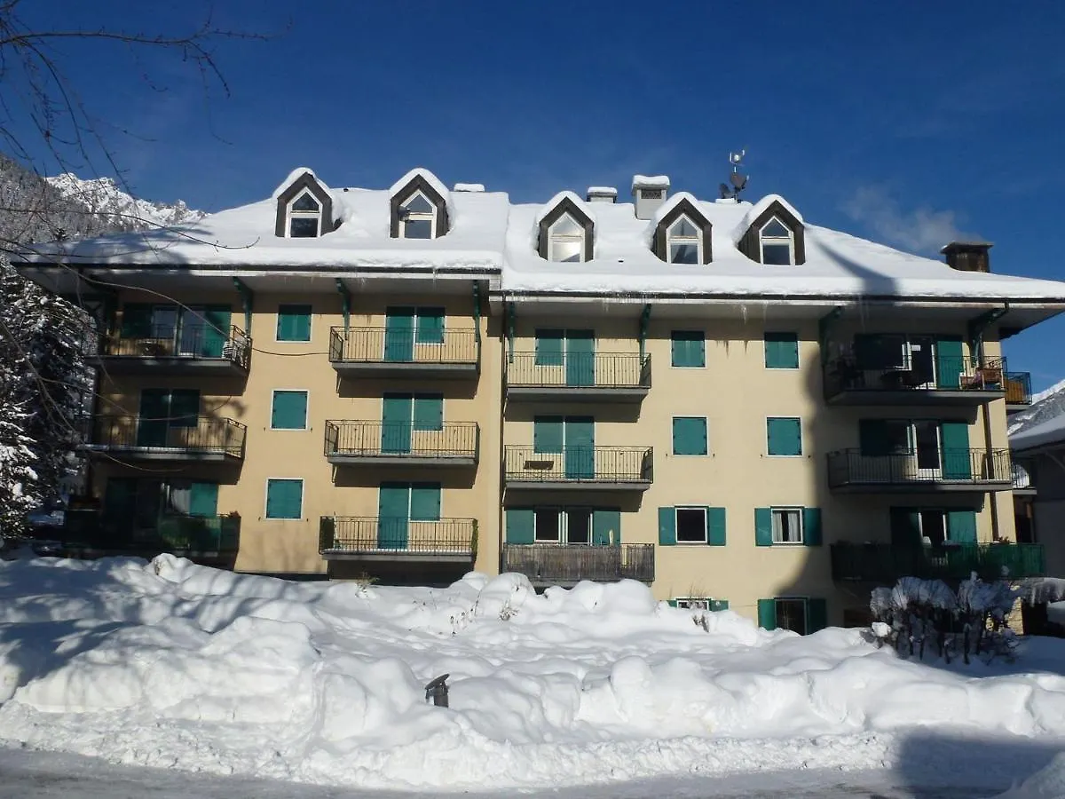 Apartment Appartement Calme Au Centre Avec Terrasse, Wifi, Parking - Fr-1-343-198 Chamonix France